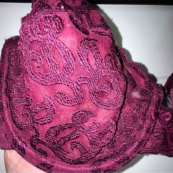 Wacoal Arabesque 85199 Lace Underwire Bra - Picture 2 of 5